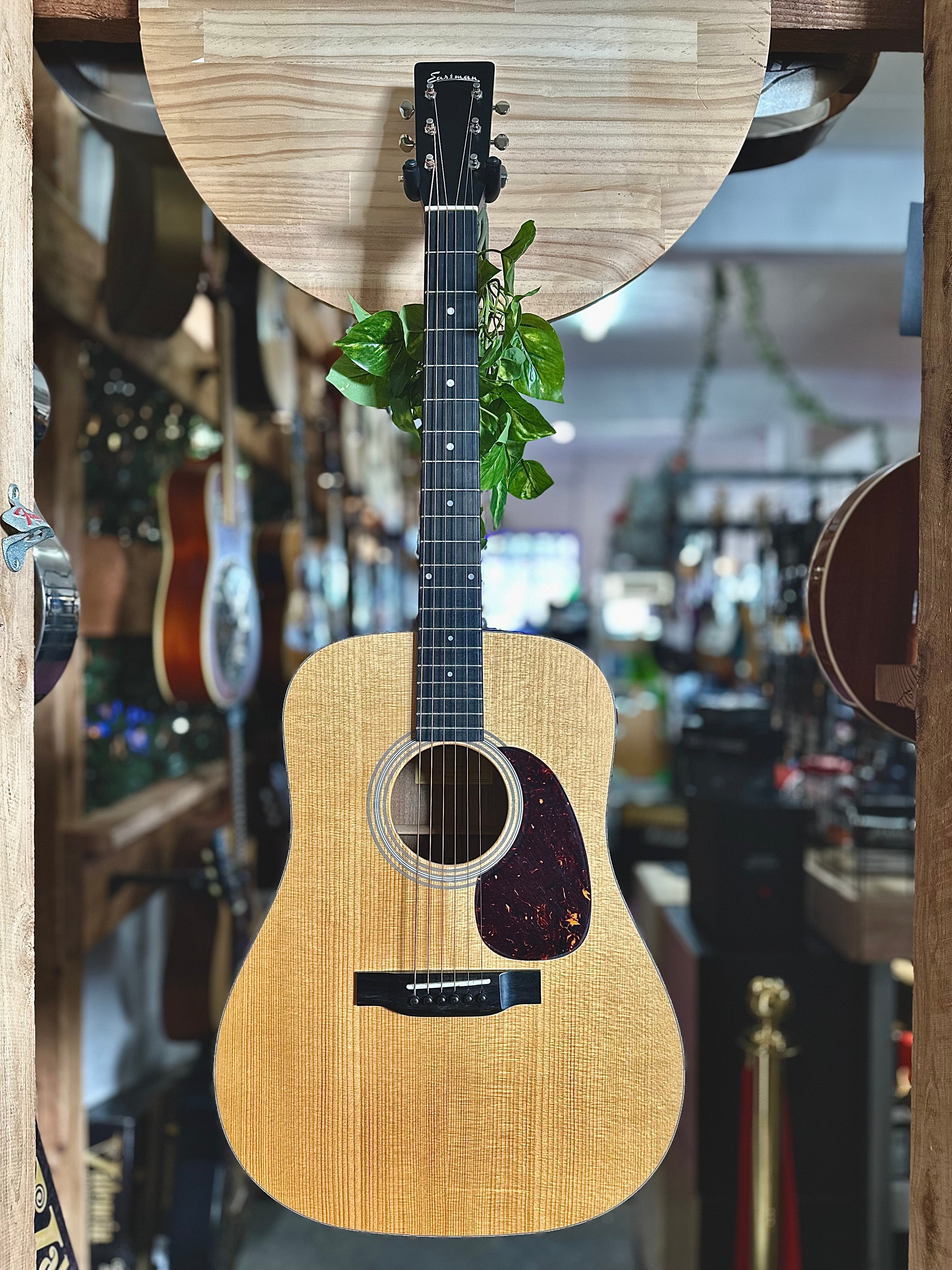 SALE! | Eastman | E10DTC | All Solid | Thermo Cured Top | Dreadnought | SALE! SALE! | Eastman | E10DTC | All Solid | Thermo Cured Top | Dreadnought | SALE!